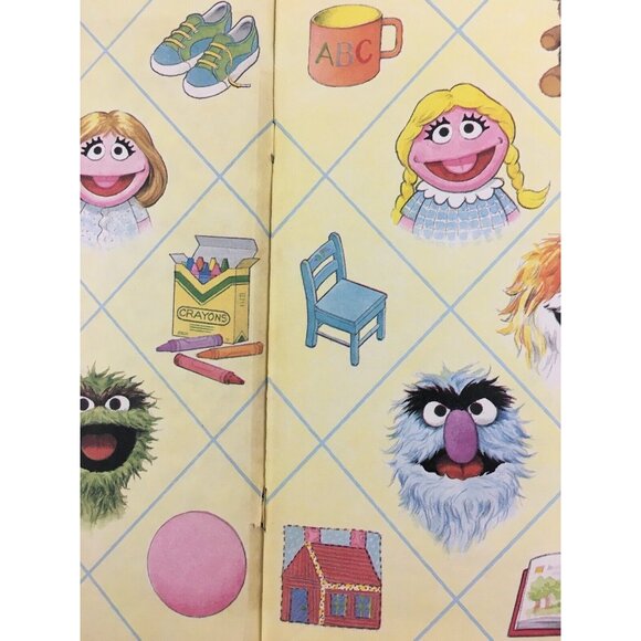 When Is MY Birthday? Elmo Hardcover Sesame Street Growing Up Book Vtg - Picture 6 of 9
